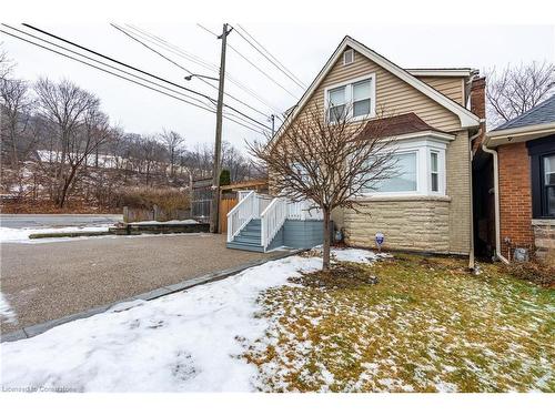 312 Wexford Avenue S, Hamilton, ON - Outdoor