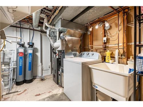 312 Wexford Avenue S, Hamilton, ON - Indoor Photo Showing Laundry Room