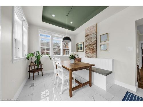 61 Fairleigh Crescent, Hamilton, ON - Indoor Photo Showing Dining Room