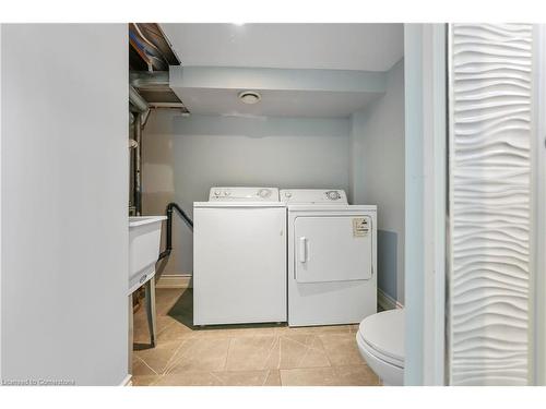 27 Glengrove Avenue, Hamilton, ON - Indoor Photo Showing Laundry Room