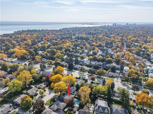 4017 Grapehill Avenue, Burlington, ON - Outdoor With View