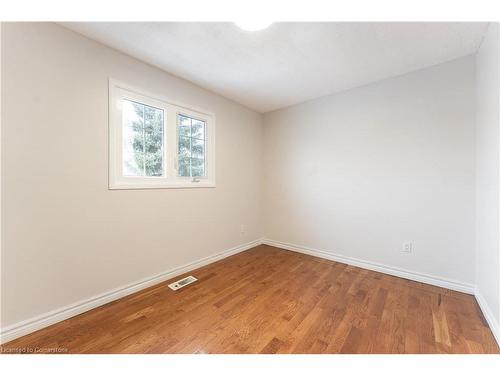 58 Novoco Drive, Hamilton, ON - Indoor Photo Showing Other Room