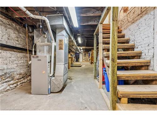 197 King Street, Hamilton, ON - Indoor Photo Showing Basement