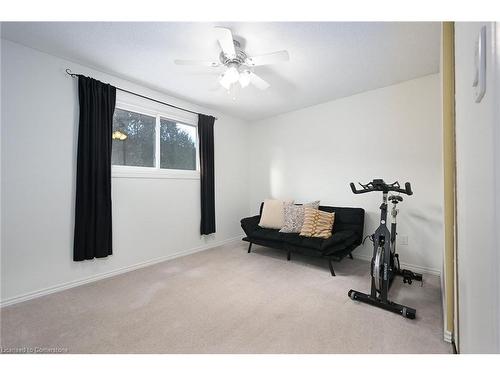 8 Gafney Court, Hamilton, ON - Indoor Photo Showing Gym Room