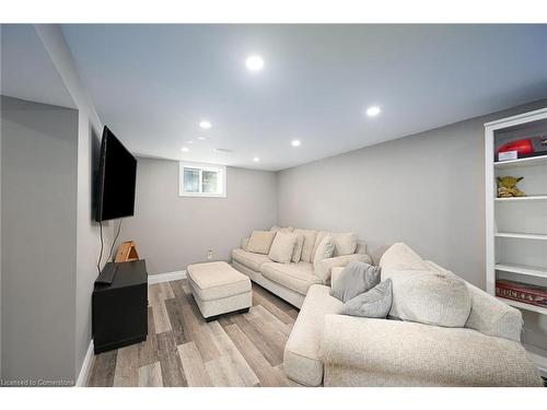 8 Gafney Court, Hamilton, ON - Indoor Photo Showing Basement