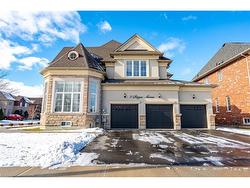 3 Shippee Avenue  Stoney Creek, ON L8E 5G5