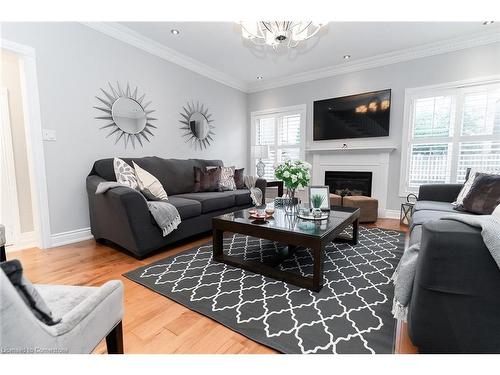 4982 Maxine Place, Mississauga, ON - Indoor Photo Showing Living Room With Fireplace