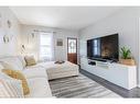 654 Upper Wellington Street, Hamilton, ON  - Indoor Photo Showing Living Room 