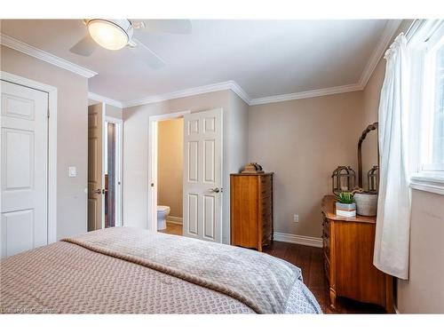 520 Bridgman Avenue, Burlington, ON - Indoor Photo Showing Bedroom