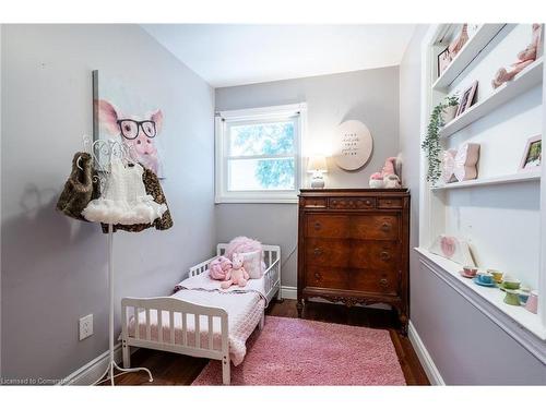 520 Bridgman Avenue, Burlington, ON - Indoor Photo Showing Bedroom