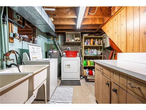 520 Bridgman Avenue, Burlington, ON - Indoor Photo Showing Laundry Room