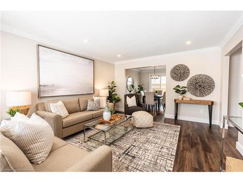 4307 Longmoor Drive, Burlington, ON - Indoor Photo Showing Living Room