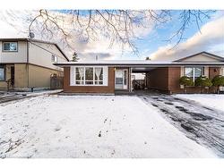 50 Fairway Drive  Hamilton, ON L8K 5L4