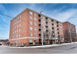 508-32 Tannery Street  Mississauga, ON L5M 6T6