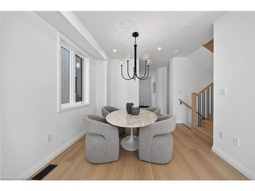29 Kingfisher Drive, Hamilton, ON - Indoor Photo Showing Dining Room