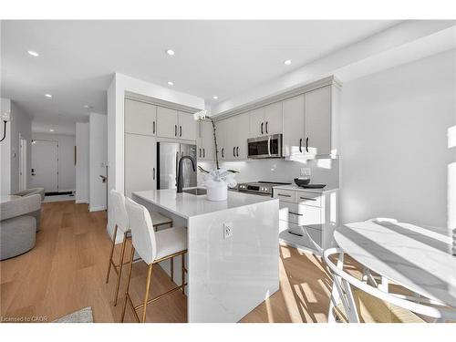 29 Kingfisher Drive, Hamilton, ON - Indoor Photo Showing Other Room