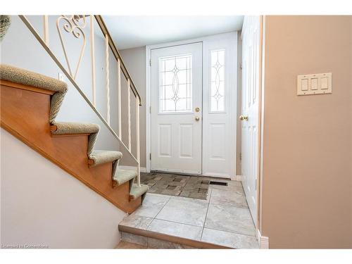 83 Mountbatten Drive, Hamilton, ON - Indoor Photo Showing Other Room