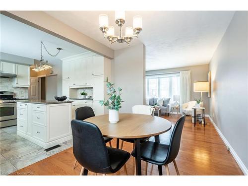 83 Mountbatten Drive, Hamilton, ON - Indoor Photo Showing Dining Room