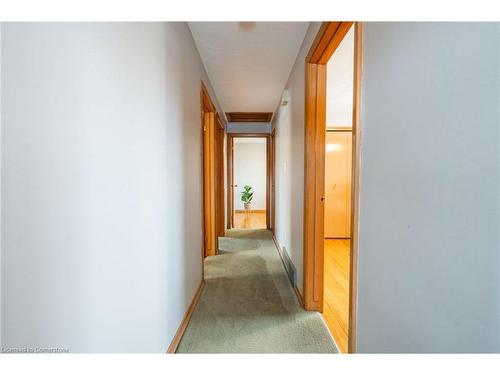 83 Mountbatten Drive, Hamilton, ON - Indoor Photo Showing Other Room