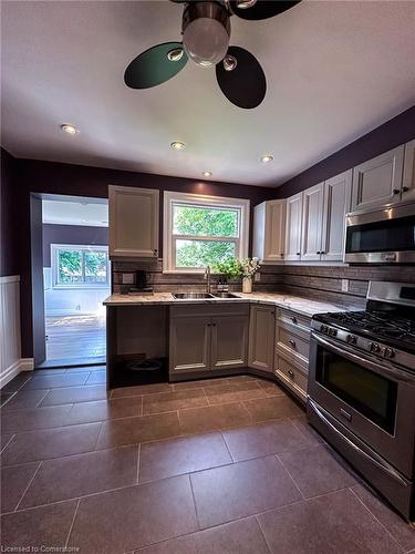 33 Newark Avenue, Hamilton, ON - Indoor Photo Showing Kitchen With Double Sink