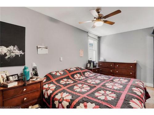 177 Mcanulty Boulevard, Hamilton, ON - Indoor Photo Showing Bedroom