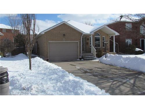 15 Alfrin Court, Hamilton, ON - Outdoor With Facade