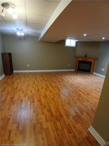 15 Alfrin Court, Hamilton, ON - Indoor