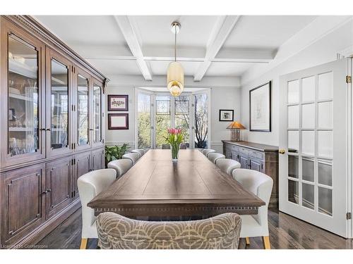 361 Mcnichol Crescent, Burlington, ON - Indoor Photo Showing Dining Room