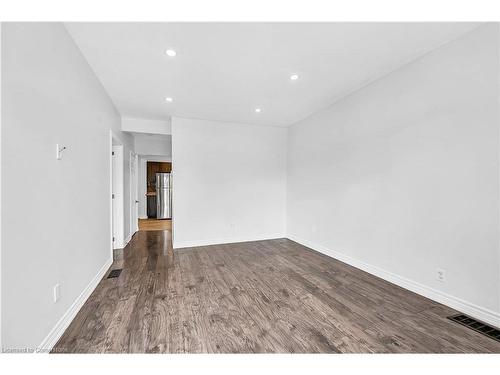 417 Paling Avenue, Hamilton, ON - Indoor Photo Showing Other Room