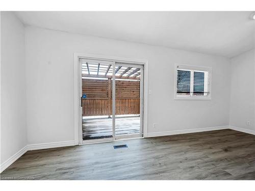 417 Paling Avenue, Hamilton, ON - Indoor Photo Showing Other Room