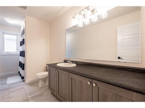 44 Fraserwood Court, Cambridge, ON - Indoor Photo Showing Bathroom