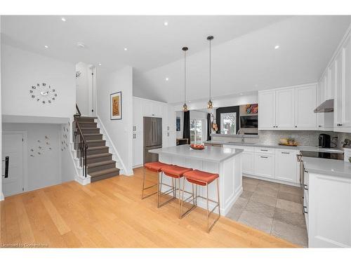 508 Donegal Drive, Burlington, ON - Indoor Photo Showing Kitchen With Upgraded Kitchen