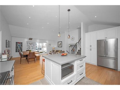 508 Donegal Drive, Burlington, ON - Indoor Photo Showing Kitchen With Upgraded Kitchen