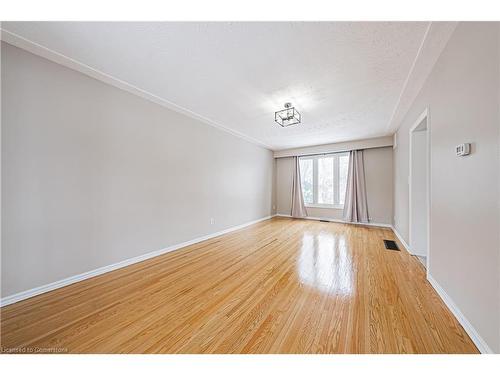 386 West 5Th Street, Hamilton, ON - Indoor Photo Showing Other Room