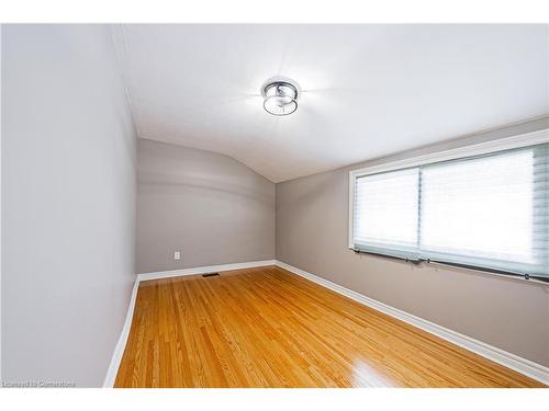 386 West 5Th Street, Hamilton, ON - Indoor Photo Showing Other Room