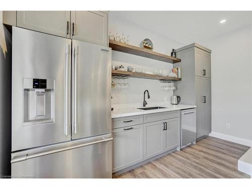 1080 Clyde Road, Cambridge, ON - Indoor Photo Showing Kitchen