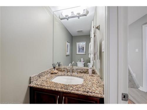 4154 Millcroft Park Drive, Burlington, ON - Indoor Photo Showing Bathroom