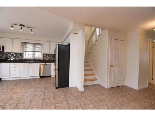 53 Dulgaren Street, Hamilton, ON - Indoor Photo Showing Kitchen