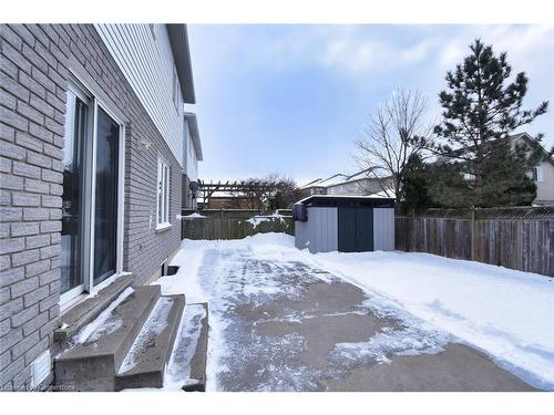 53 Dulgaren Street, Hamilton, ON - Outdoor