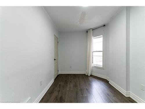 334 Cannon Street E, Hamilton, ON - Indoor Photo Showing Other Room