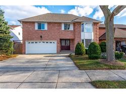 54 Goldcrest Drive  Stoney Creek, ON L8G 4T6