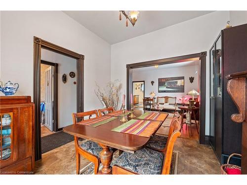 35 Jones Street, Hamilton, ON - Indoor Photo Showing Dining Room