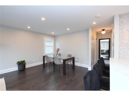 24 East 39Th Street, Hamilton, ON - Indoor Photo Showing Dining Room