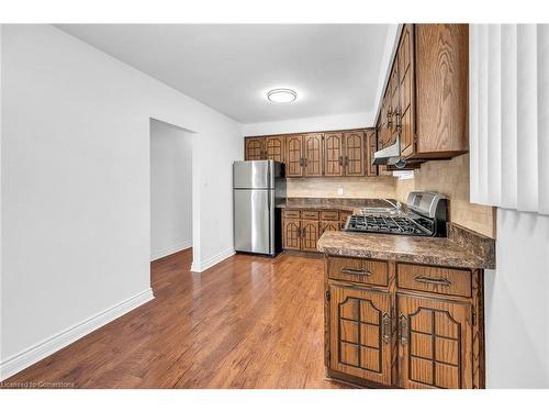 144 Deschene Avenue, Hamilton, ON - Indoor Photo Showing Kitchen