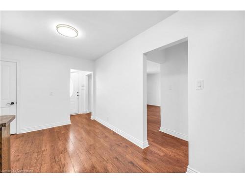 144 Deschene Avenue, Hamilton, ON - Indoor Photo Showing Other Room