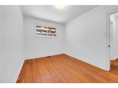 144 Deschene Avenue, Hamilton, ON - Indoor Photo Showing Other Room