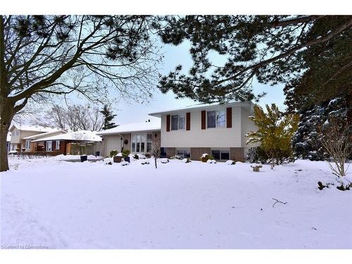 672 Montego Crescent, Burlington, ON - Outdoor With Facade