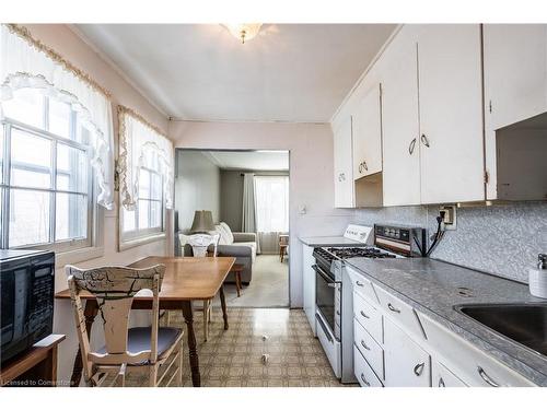 450 Upper Sherman Avenue, Hamilton, ON - Indoor Photo Showing Kitchen