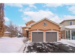 46 Pentland Road  Waterdown, ON L8B 0P7