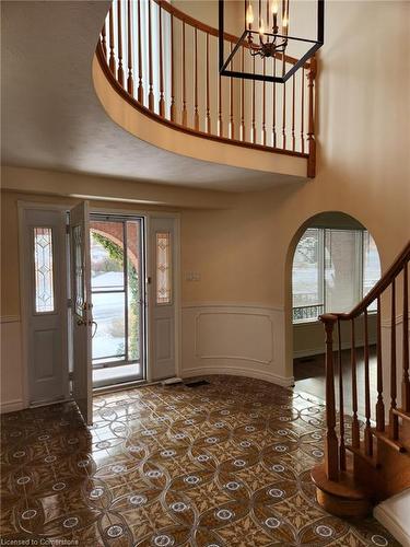 412 Quigley Road, Hamilton, ON - Indoor Photo Showing Other Room